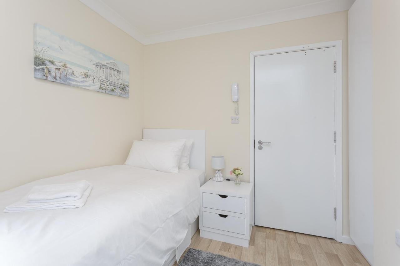 Blackberry - Stylish Self-Contained Flats In Soton City Centre サウサンプトン 部屋 写真